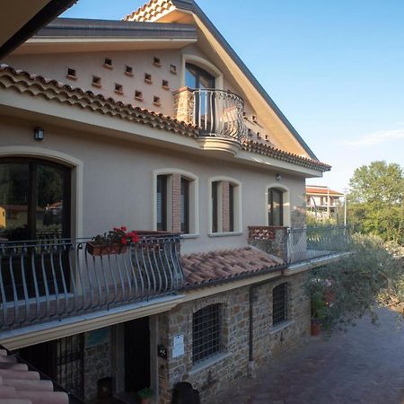 فندق La Ginestra Castel San Lorenzo المظهر الخارجي الصورة