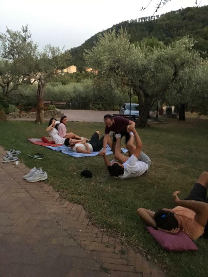فندق La Ginestra Castel San Lorenzo المظهر الخارجي الصورة