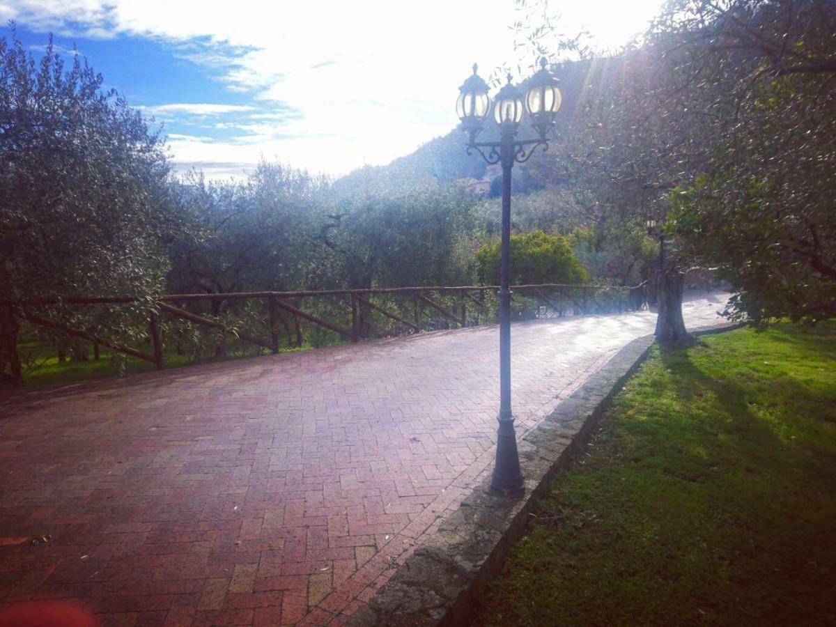 فندق La Ginestra Castel San Lorenzo المظهر الخارجي الصورة